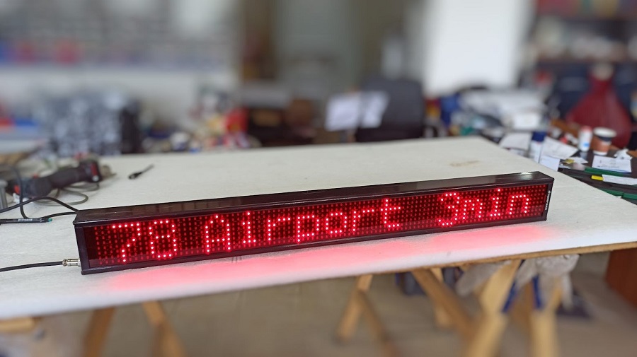 IOT LED DISPLAY AIRPORT