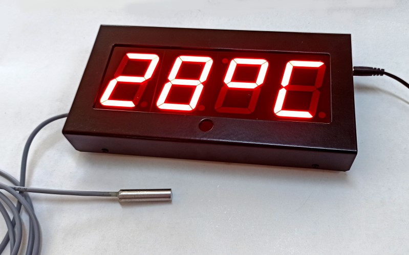 led display temperature IoT data logger